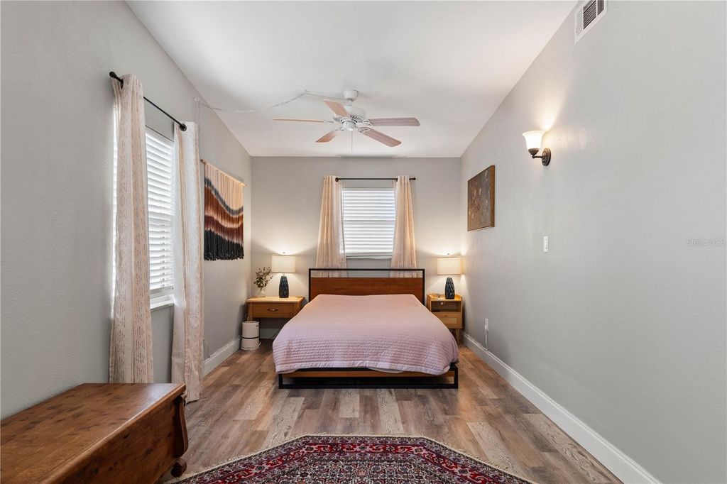 Image 9 of property listing at 7423 ORPINE DRIVE N, St Petersburg, FL 33702