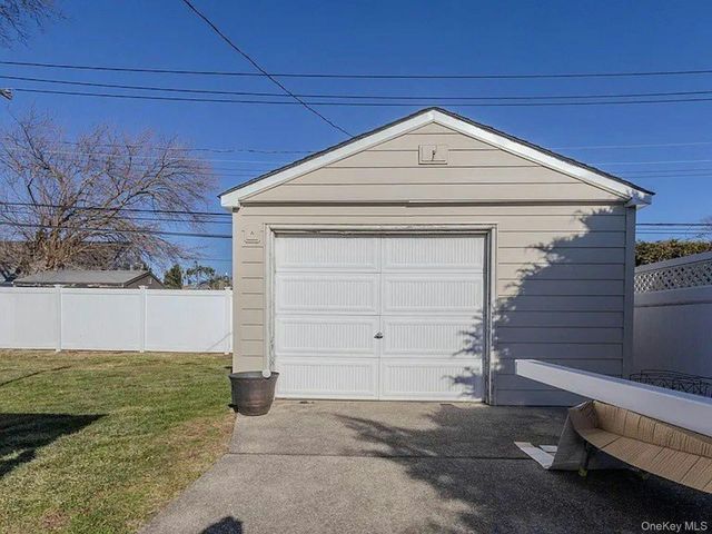 51 Butternut Lane, Levittown, NY 11756