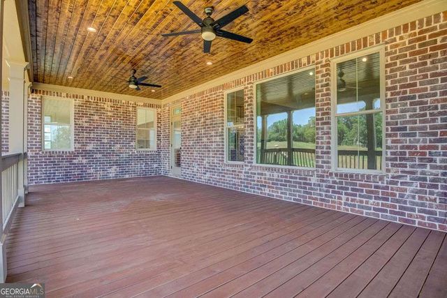 2262 Malcom Estates Drive, Bogart, GA 30622