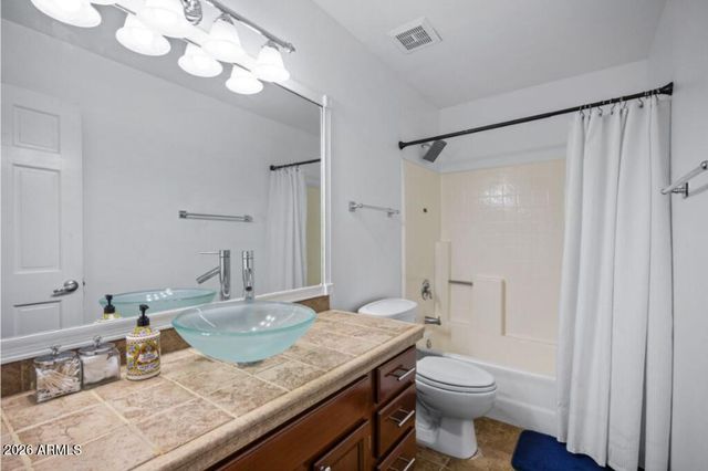 4402 E VISTA Drive, Phoenix, AZ 85032