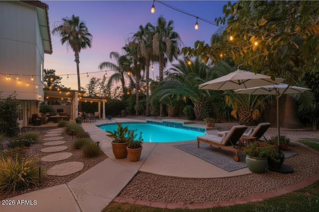 Image 31 of property listing at 4402 E VISTA Drive, Phoenix, AZ 85032