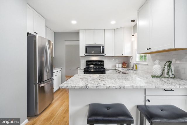 13179 LADYBANK LN, Herndon, VA 20171