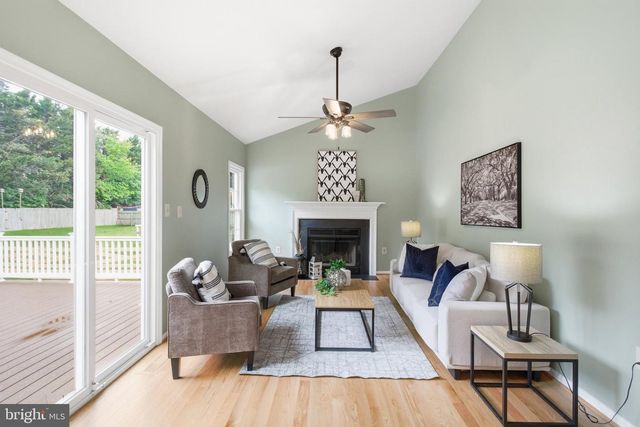 13179 LADYBANK LN, Herndon, VA 20171