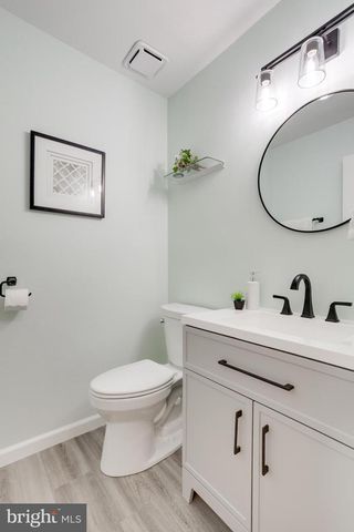 13179 LADYBANK LN, Herndon, VA 20171