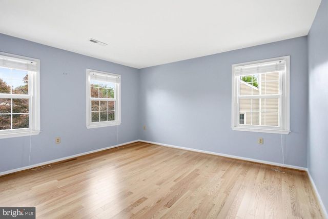 13179 LADYBANK LN, Herndon, VA 20171