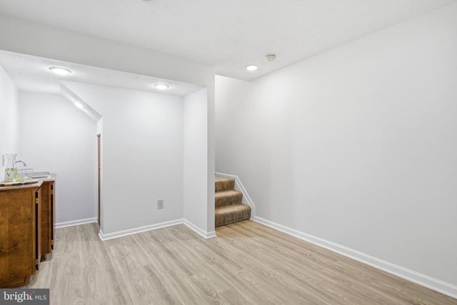 13179 LADYBANK LN, Herndon, VA 20171