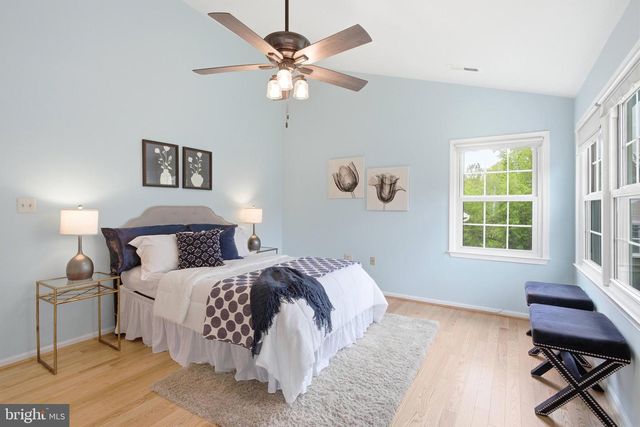 13179 LADYBANK LN, Herndon, VA 20171