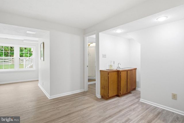 13179 LADYBANK LN, Herndon, VA 20171