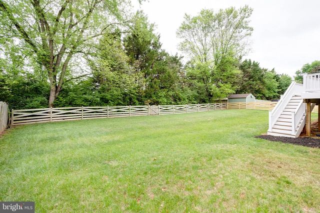 13179 LADYBANK LN, Herndon, VA 20171
