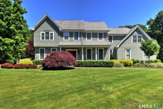 60 Milford Chase, Milford, CT 06461
