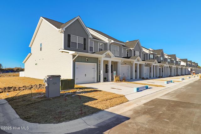 225 Cline Way Unit 102, 1809 Live Oak, Beaufort, NC 28516