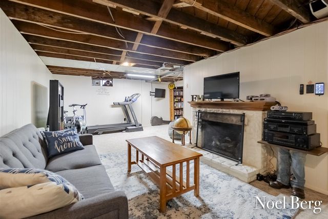 2169 Norman Street, Norton Shores, MI 49441