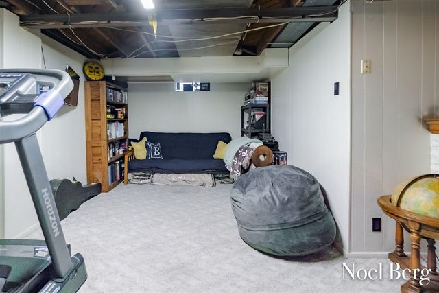 2169 Norman Street, Norton Shores, MI 49441