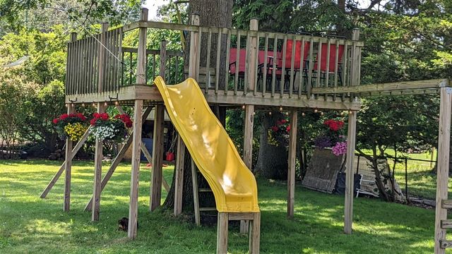 2169 Norman Street, Norton Shores, MI 49441