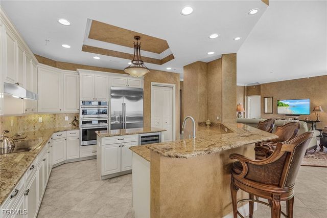 4137 Bay Beach LN 5P2, Fort Myers Beach, FL 33931