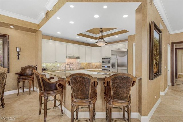 4137 Bay Beach LN 5P2, Fort Myers Beach, FL 33931