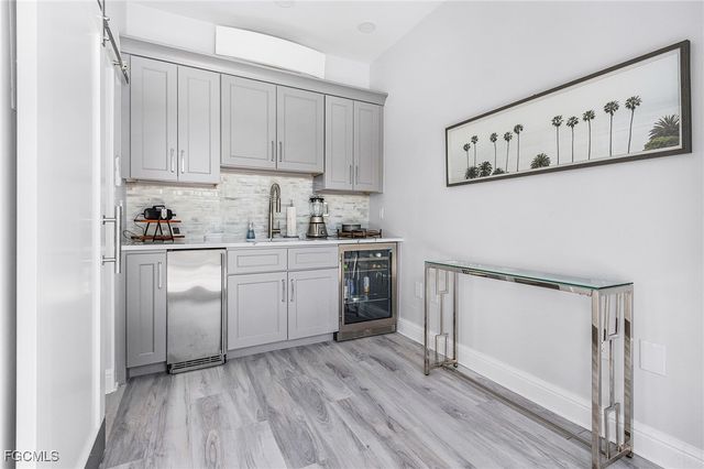 4137 Bay Beach LN 5P2, Fort Myers Beach, FL 33931