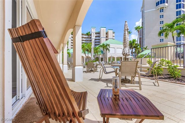 4137 Bay Beach LN 5P2, Fort Myers Beach, FL 33931