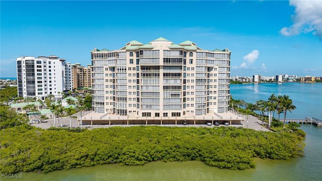 4137 Bay Beach LN 5P2, Fort Myers Beach, FL 33931