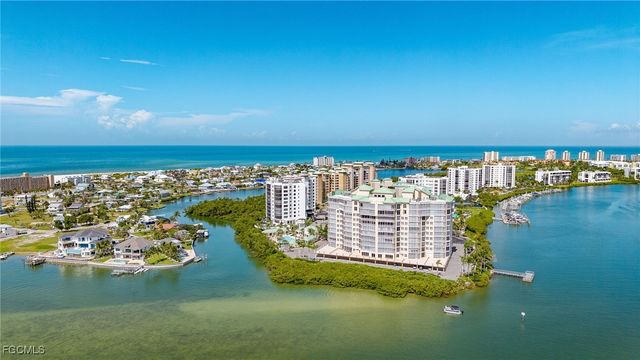 4137 Bay Beach LN 5P2, Fort Myers Beach, FL 33931