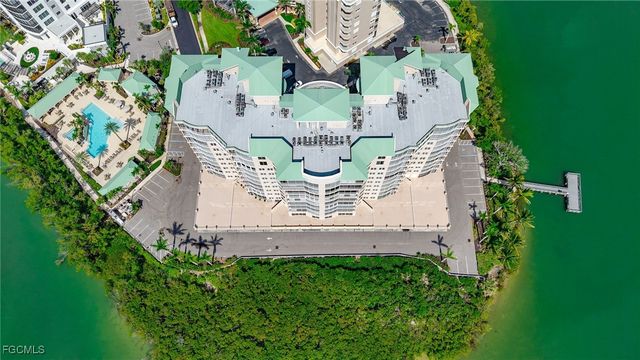 4137 Bay Beach LN 5P2, Fort Myers Beach, FL 33931