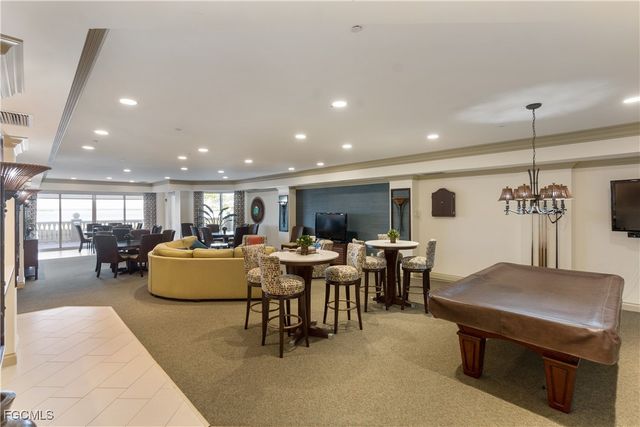 4137 Bay Beach LN 5P2, Fort Myers Beach, FL 33931