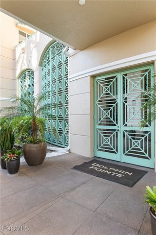 4137 Bay Beach LN 5P2, Fort Myers Beach, FL 33931