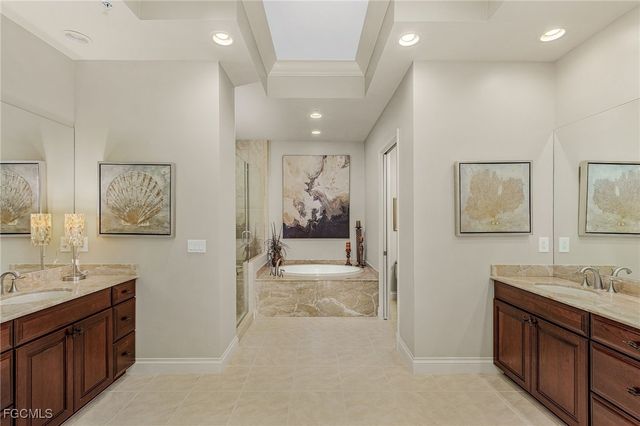 4137 Bay Beach LN 5P2, Fort Myers Beach, FL 33931