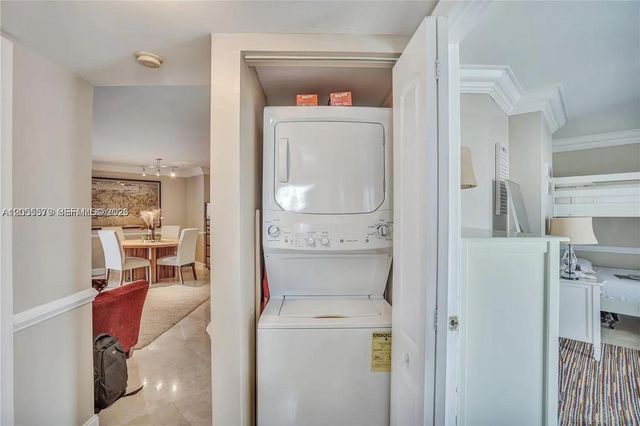 6767 Collins 901 901, Miami Beach, FL 33141