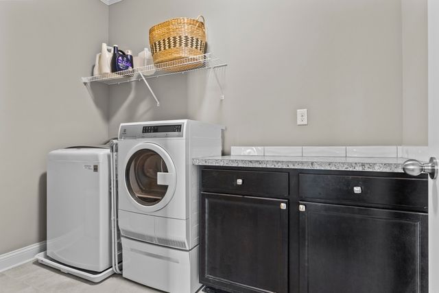 161 Shinnecock Hill Drive, Georgetown, KY 40324