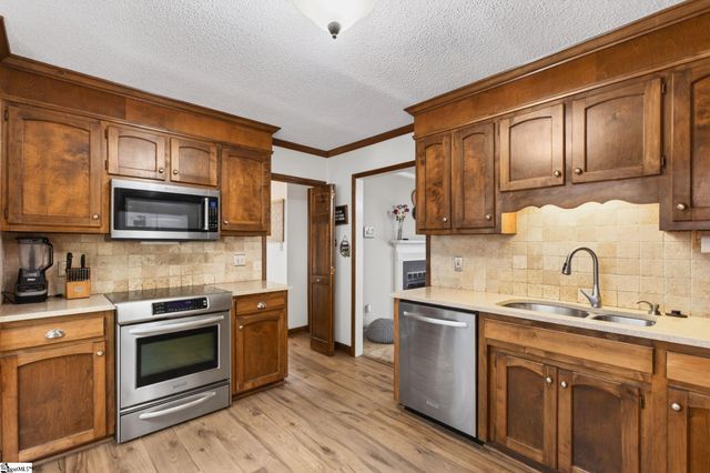 105 Brayton Court, Spartanburg, SC 29301