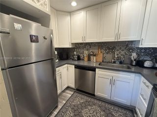 7823 Miller Drive C207, Miami, FL 33155