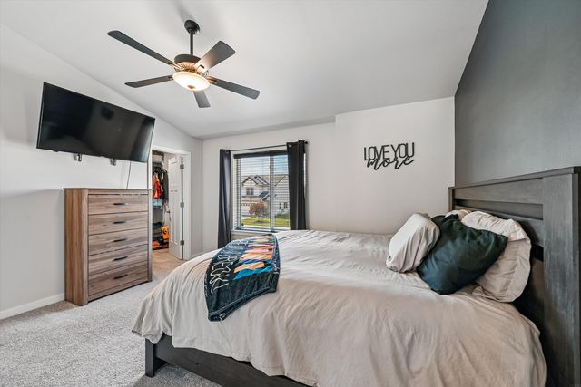 710 Brook Ridge Avenue, North Liberty, IA 52317