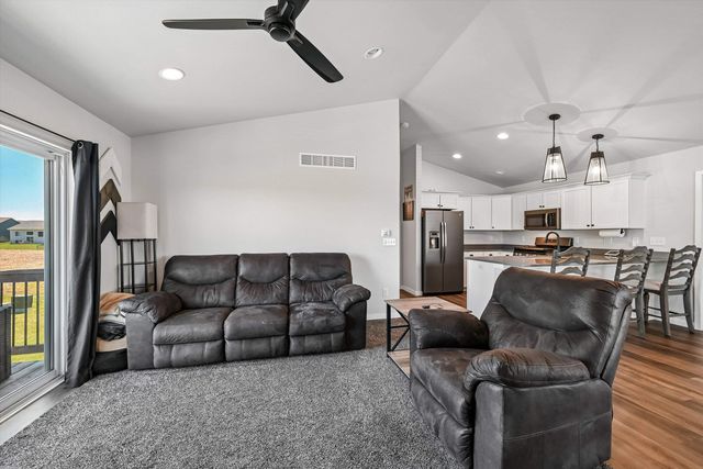 710 Brook Ridge Avenue, North Liberty, IA 52317
