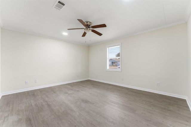 2504 Bonito Drive, Lake Charles, LA 70605