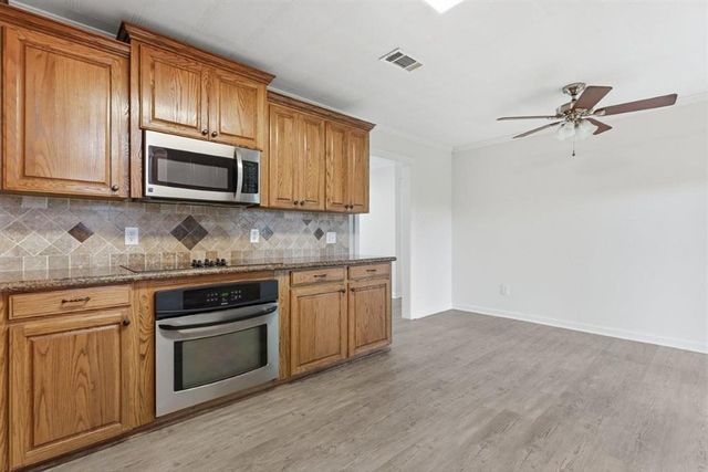 2504 Bonito Drive, Lake Charles, LA 70605