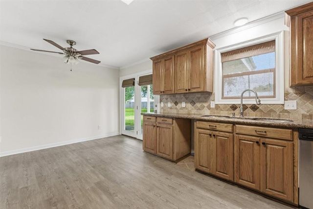 2504 Bonito Drive, Lake Charles, LA 70605