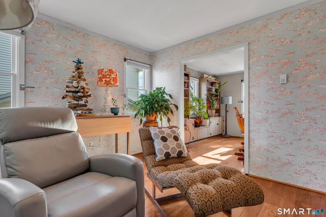 5 Attawan Avenue, East Lyme, CT 06357