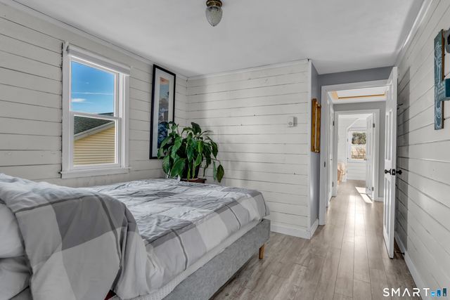 5 Attawan Avenue, East Lyme, CT 06357