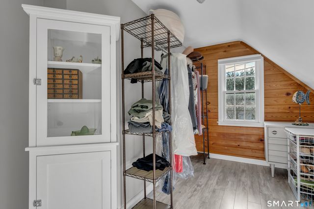 5 Attawan Avenue, East Lyme, CT 06357