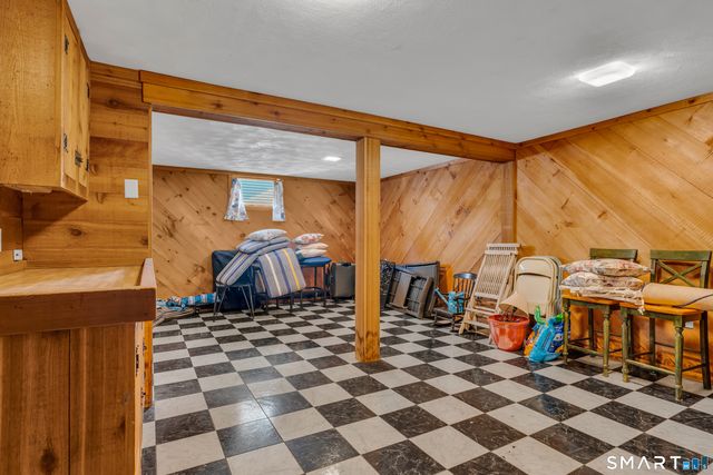 5 Attawan Avenue, East Lyme, CT 06357