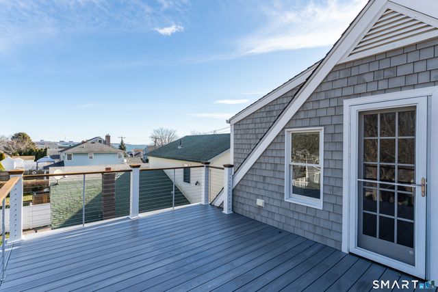 5 Attawan Avenue, East Lyme, CT 06357