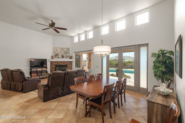 8738 E Bear Paw Place, Tucson, AZ 85749