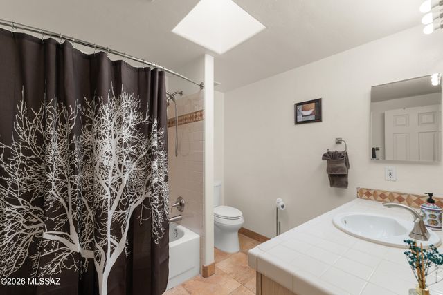 8738 E Bear Paw Place, Tucson, AZ 85749