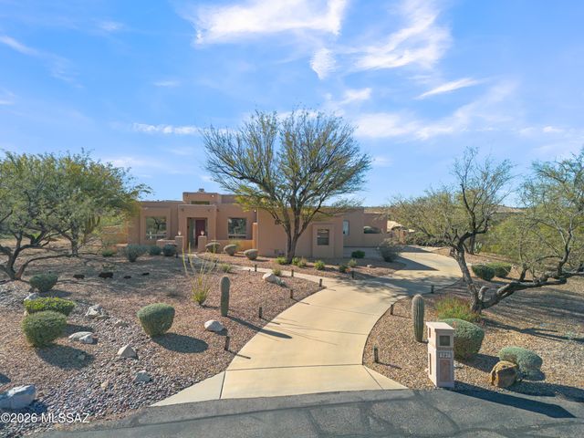 8738 E Bear Paw Place, Tucson, AZ 85749