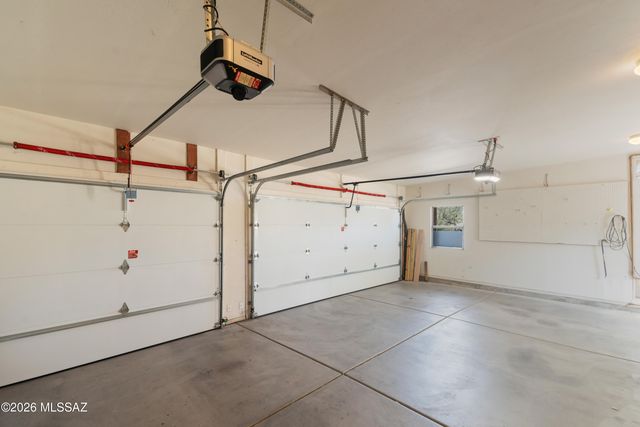 8738 E Bear Paw Place, Tucson, AZ 85749