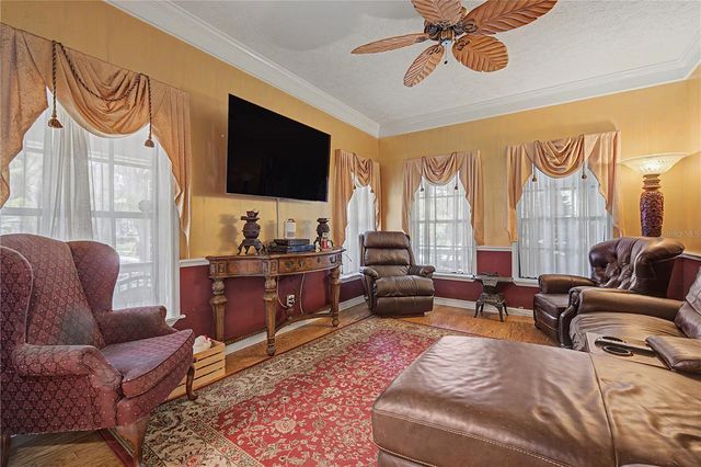 2004 OAKWOOD KNOLL COURT, Valrico, FL 33596