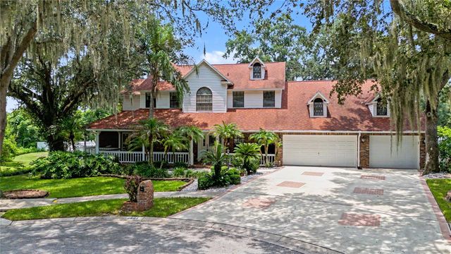 2004 OAKWOOD KNOLL COURT, Valrico, FL 33596