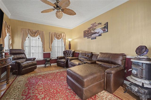 2004 OAKWOOD KNOLL COURT, Valrico, FL 33596
