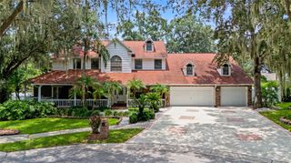 2004 OAKWOOD KNOLL COURT, Valrico, FL 33596